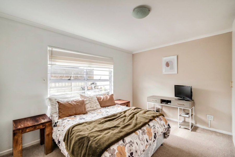 3 Bedroom Property for Sale in Kirstenhof Western Cape